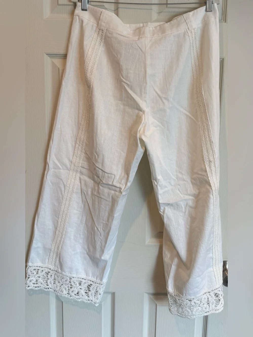 Zara Embroidered Cropped Trousers